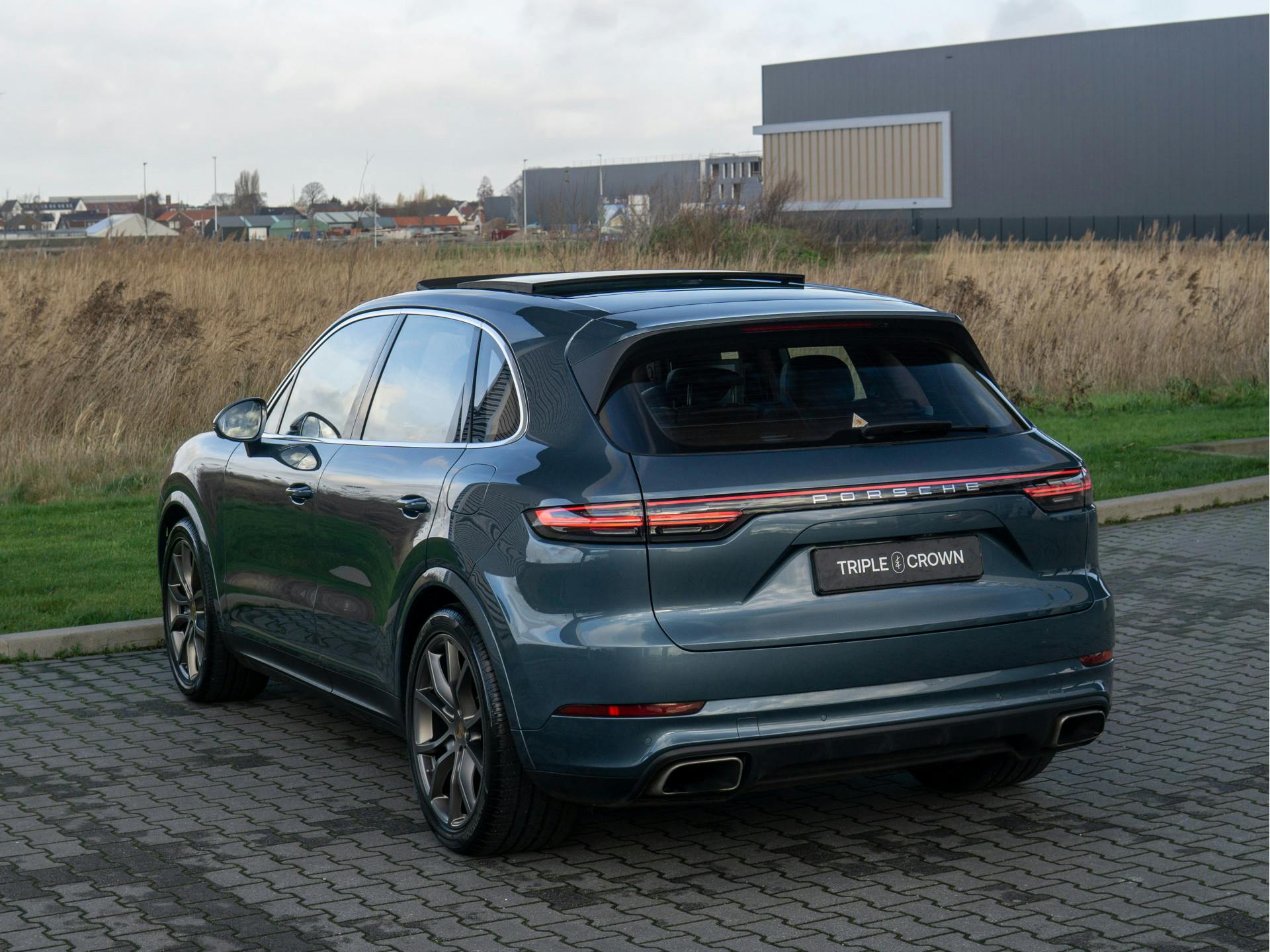 Porsche Cayenne 3.0 E-Hybrid | Bose | Panorama | Chrono | Luchtvering